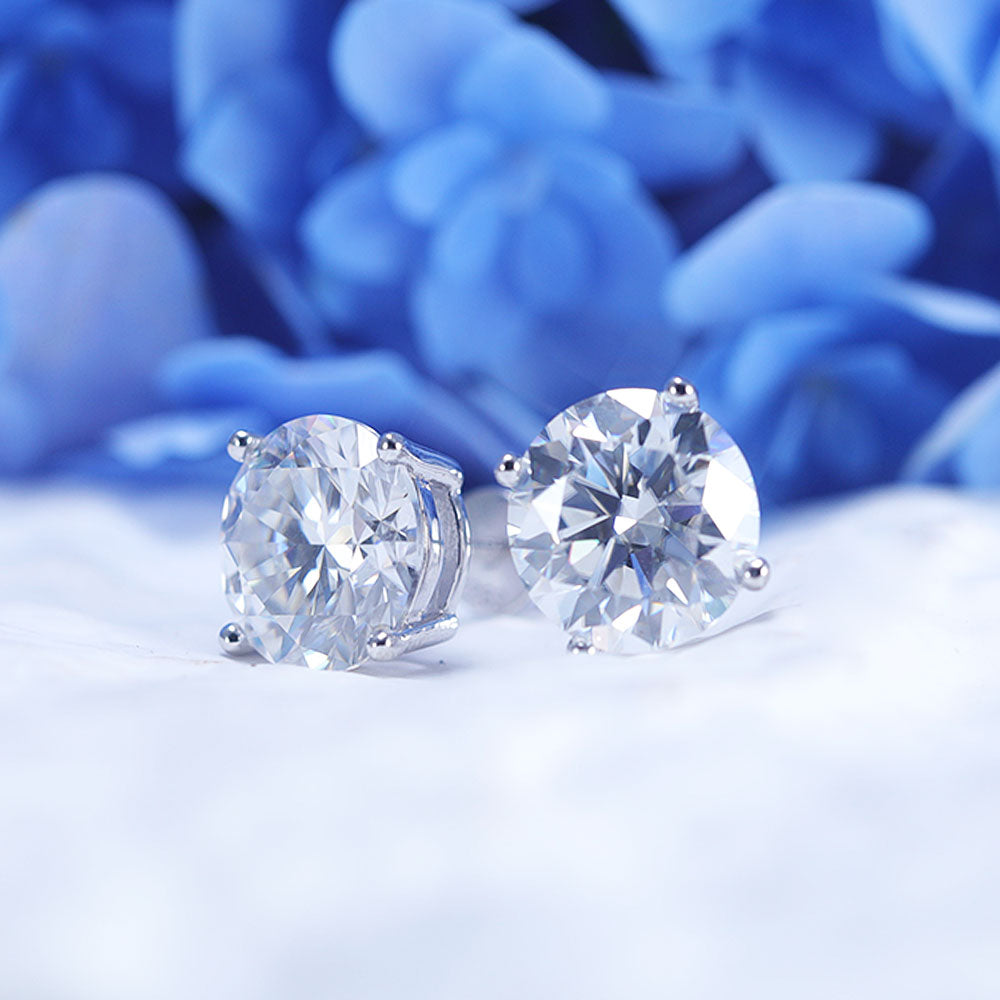 Classic 4 Prong Round Cut D Color Moissanite Stud Earrings
