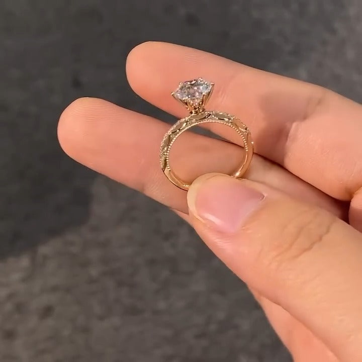 Unique Design Round Cut Golden Tone Engagament Ring