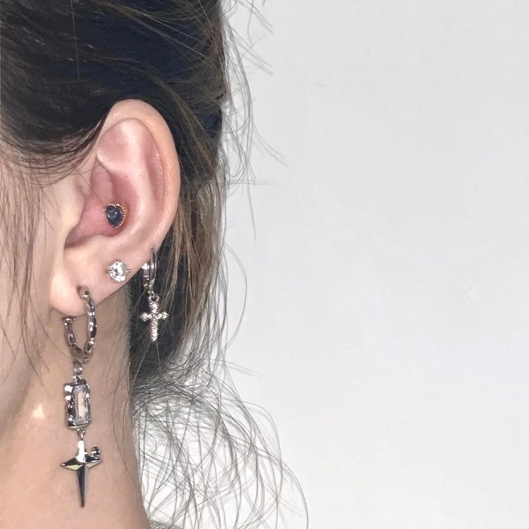 Exquisite Cube Gemstone with A Shining Star Drop Earrings