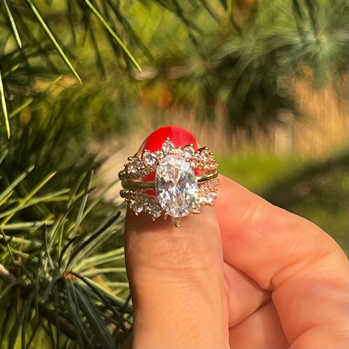 2 Pcs Hidden Halo Oval Cut Insert Bridal Set For Women