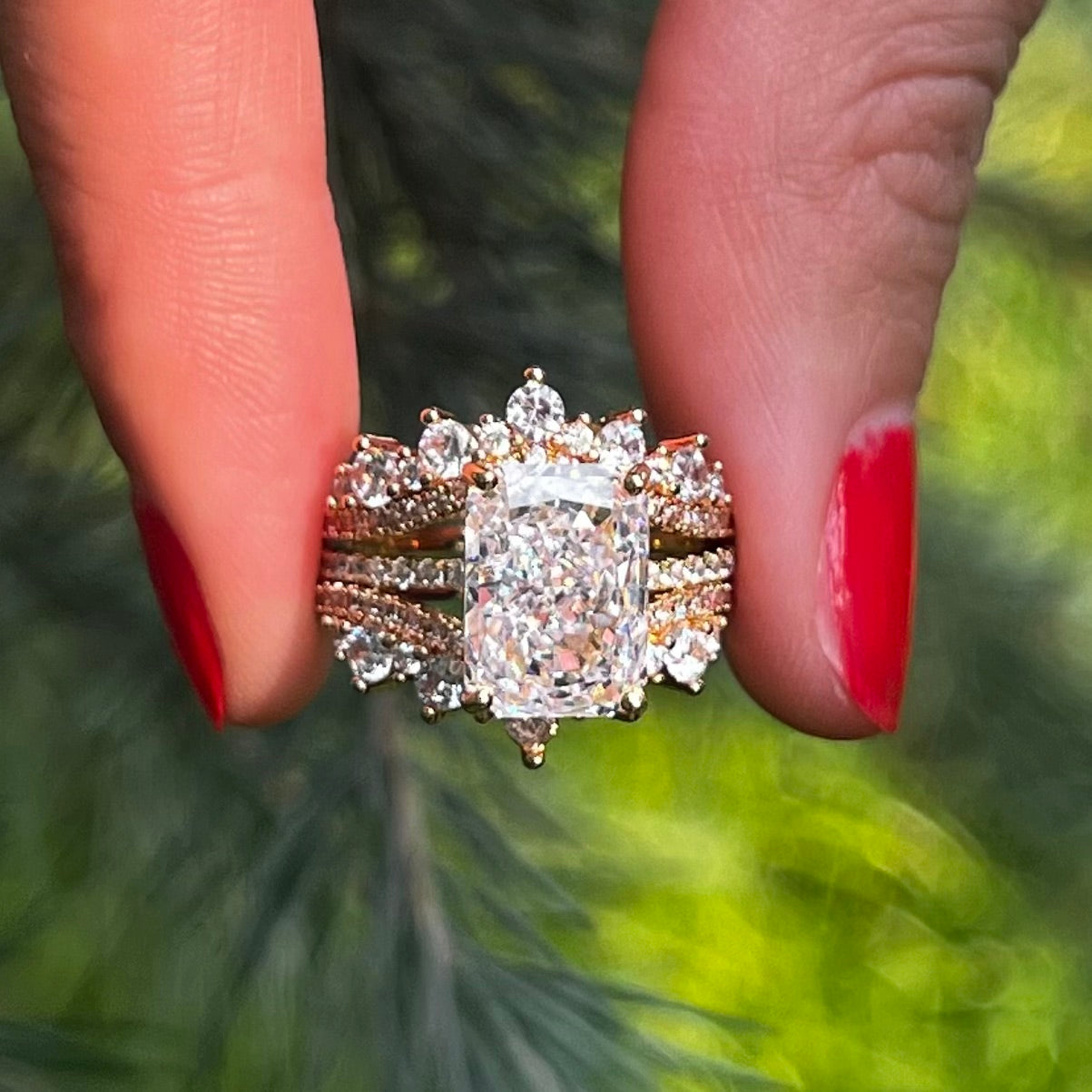 2 Pcs Radiant Cut Insert Wedding Ring Set With Crown-Shaped Band