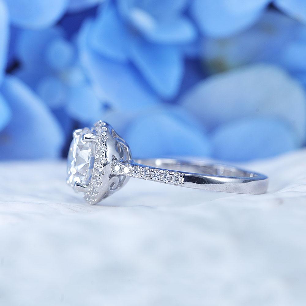 ShineofDiamond Classic Halo Design Round Cut Moissanite Ring