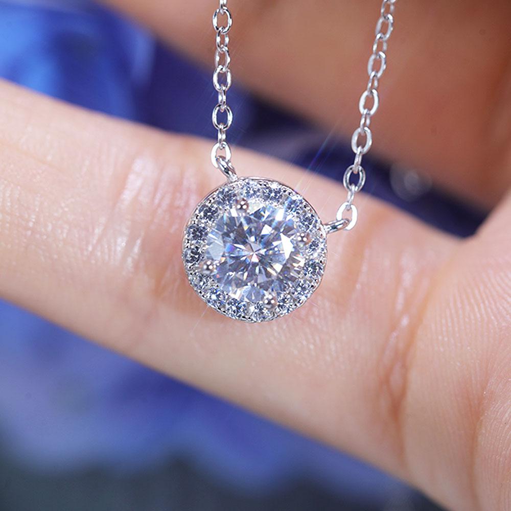 Classic 1.0 CT Round Cut Halo Design Moissanite Necklace