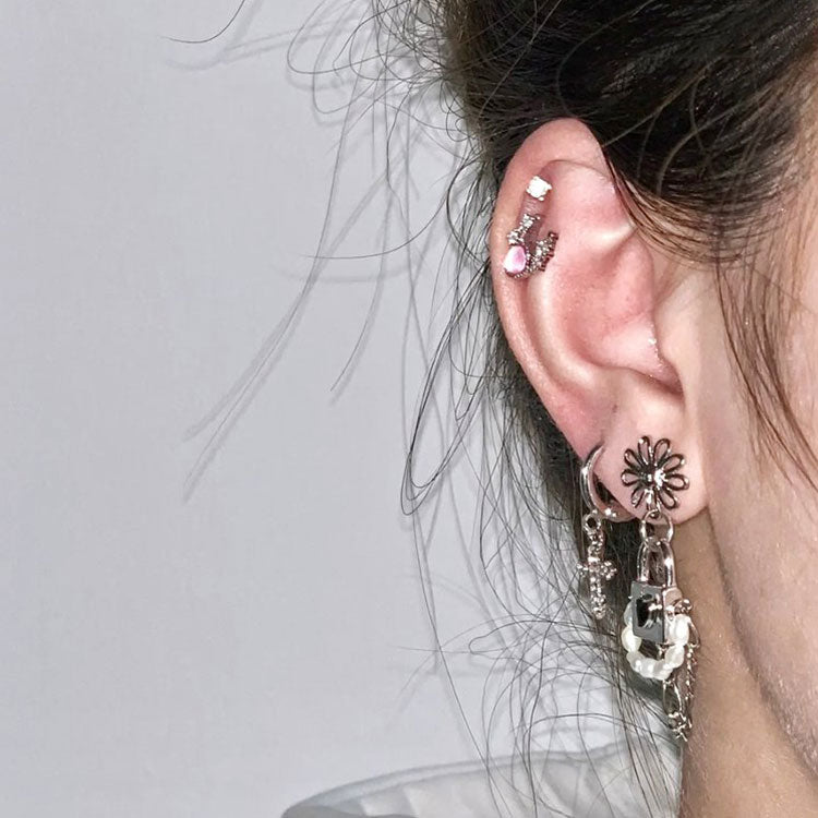 Cute Daisy Flower Lock Your Heart Pear Drop Earrings