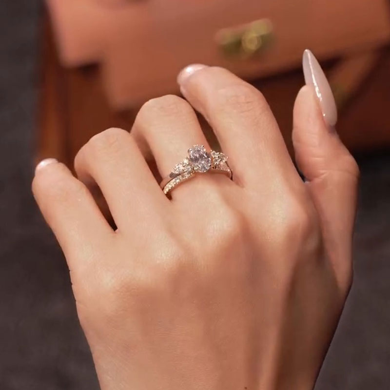 Unique Design 2PCS Oval Cut Bridal Set In Sterling Silver