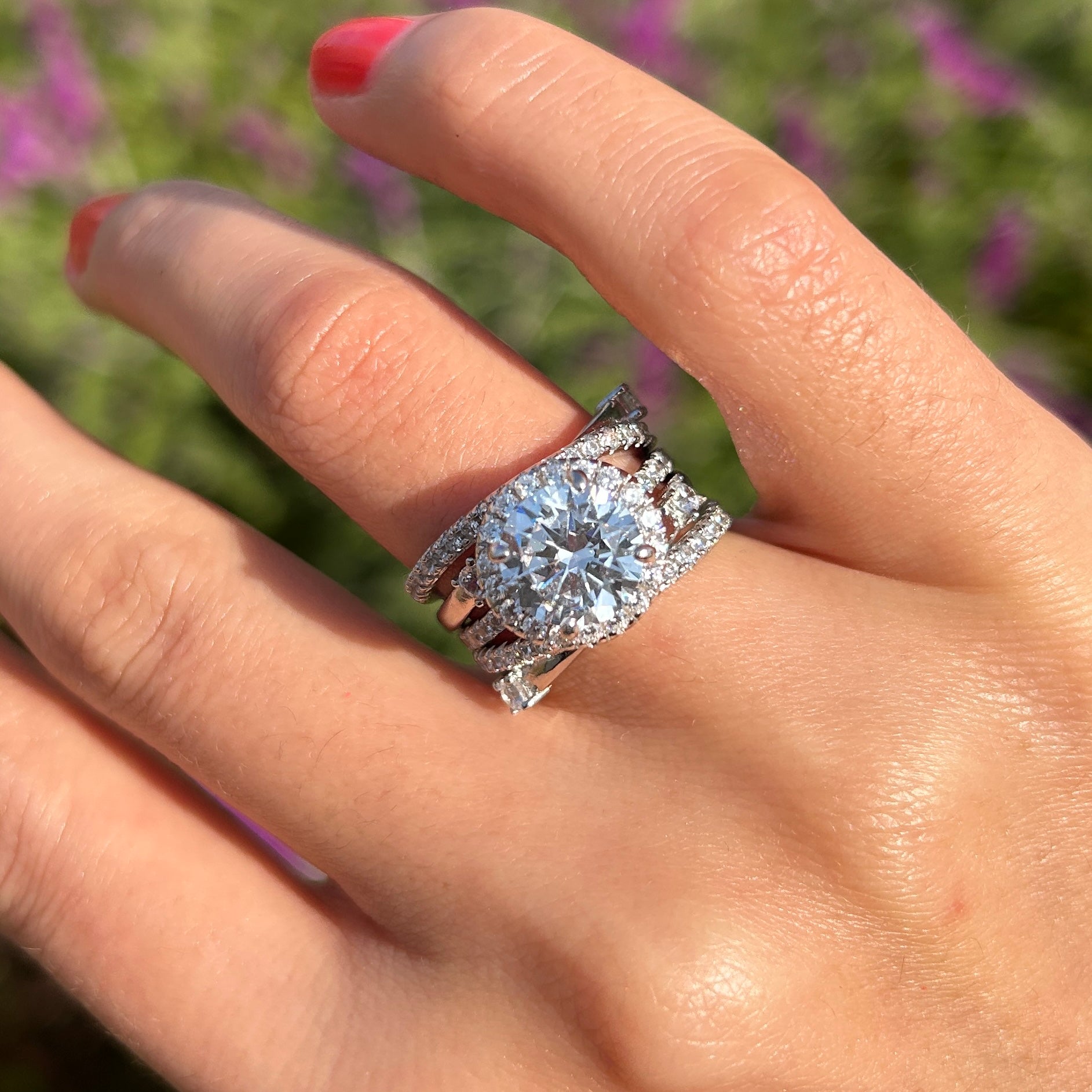 Luxury 2 Pcs Round Cut Halo Design With Insert Band Bridal Set