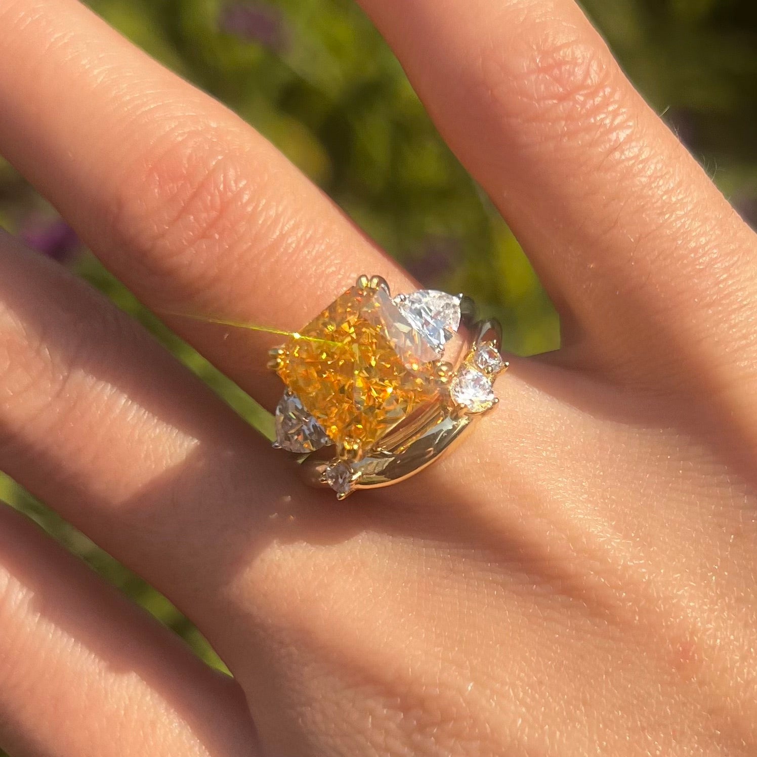 Sparkling 2 Pcs Yellow Radiant Cut Bridal Set