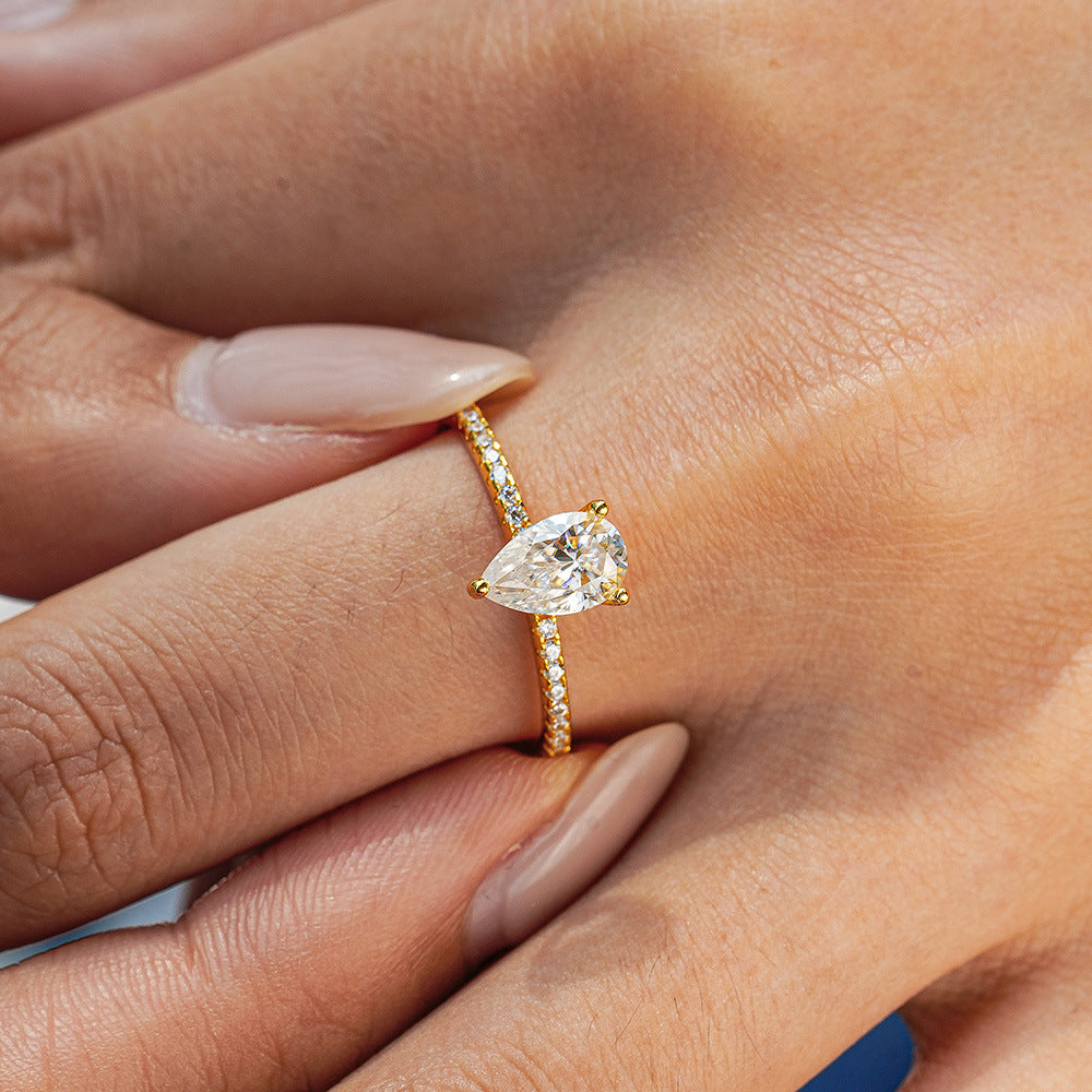 Pear Cut 1.0ct Moissanite Engagement Ring in Sterling Silver