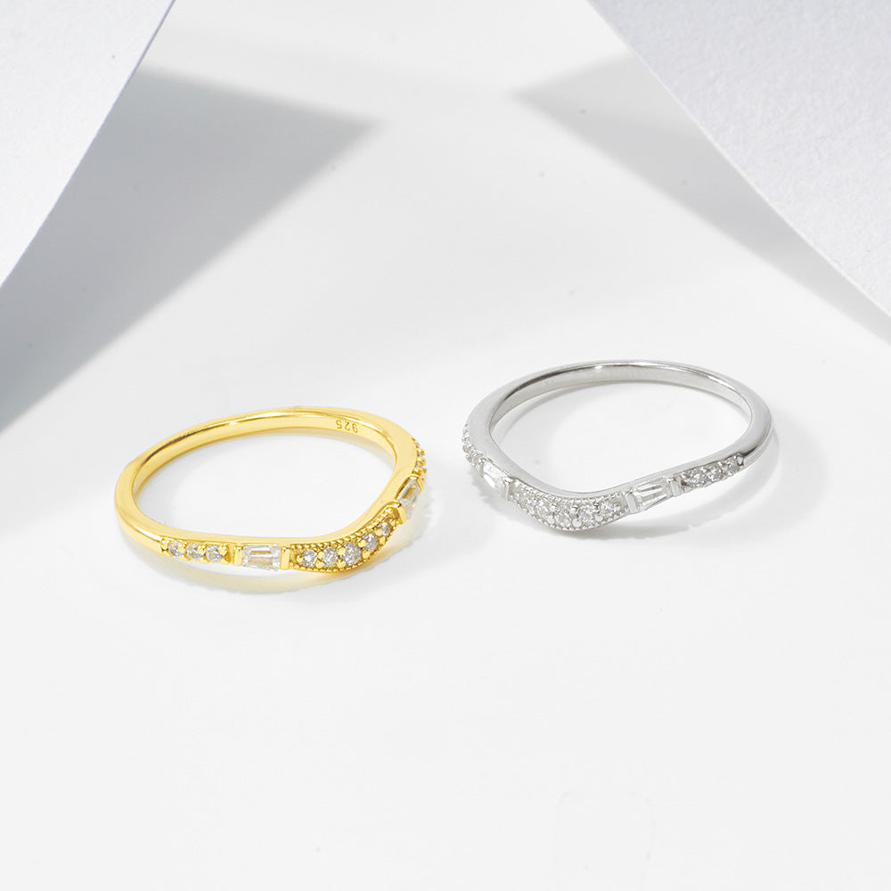 V-shaped Crown Sterling Silver Band