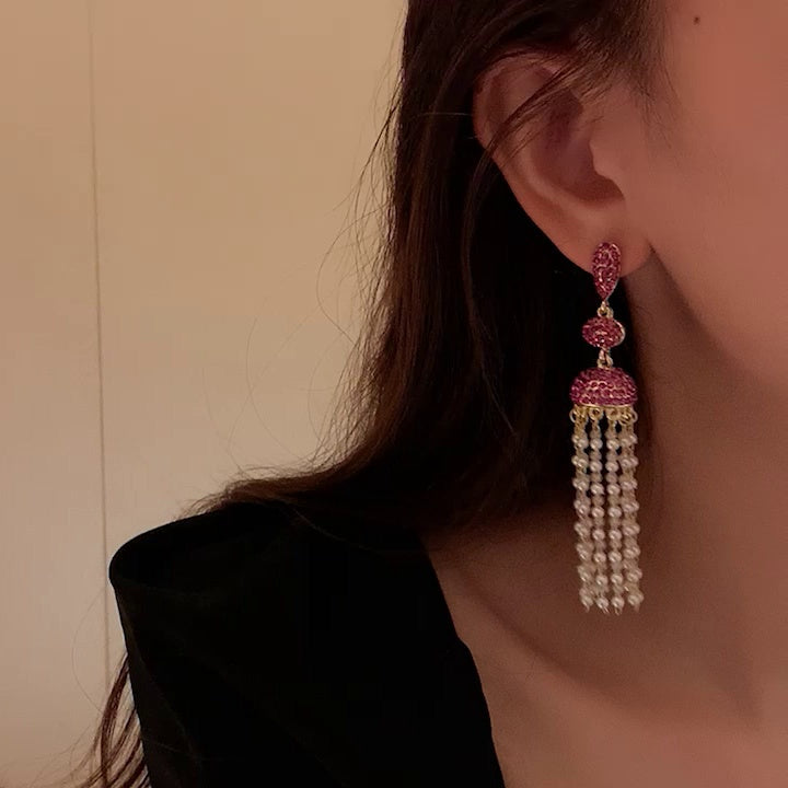 Rhinestones Paved Drop Earrings With Pearl Fringe