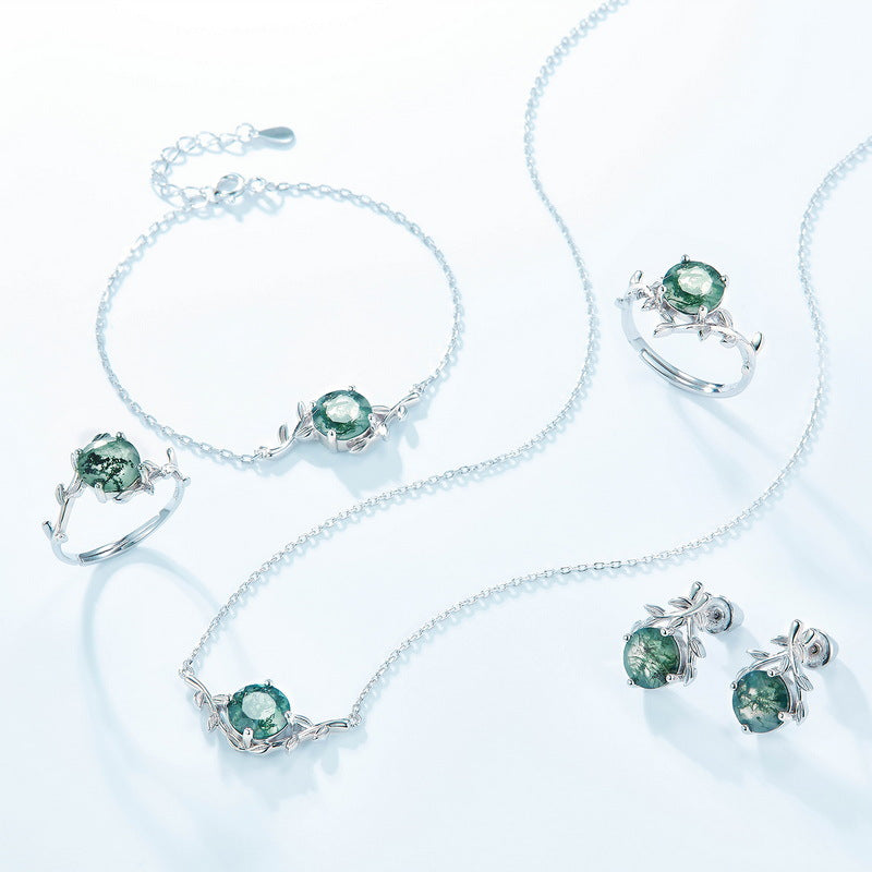 Round Shape Leaves Design Green Moss Agate Necklace