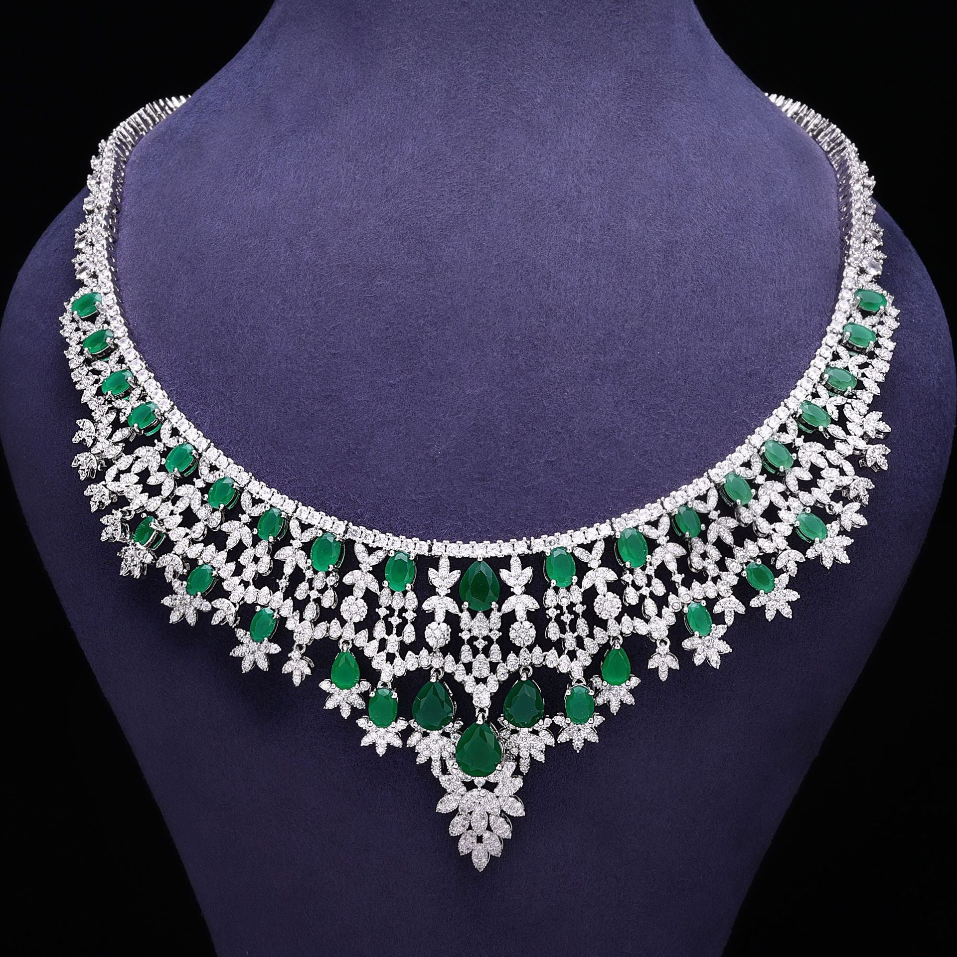 Elegant and Luxurious 4 Pcs Bridal Jewelry Set