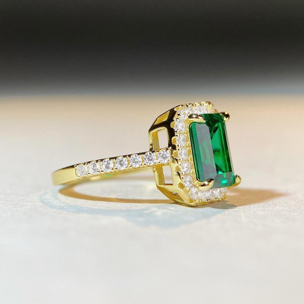 3.0ct Emerald Cut Green Gemstone Halo Engagement Ring in 925 Sterling Silver
