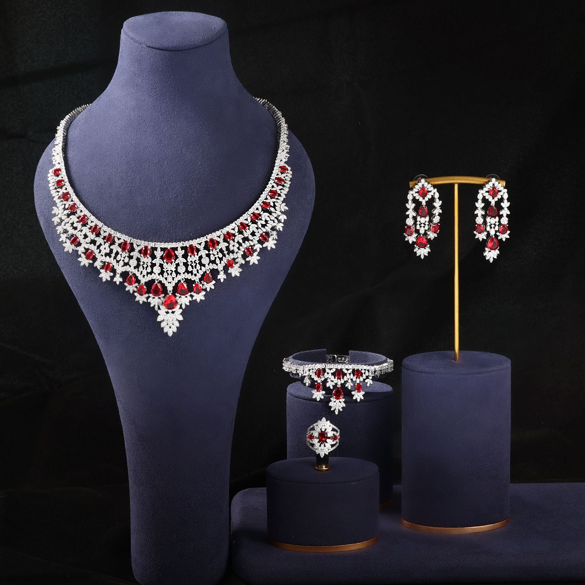 Elegant and Luxurious 4 Pcs Bridal Jewelry Set