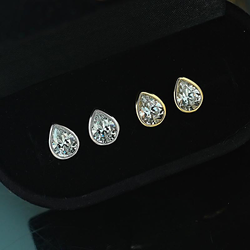 Luxury Oval Cut Sterling Silver Stud Earrinngs