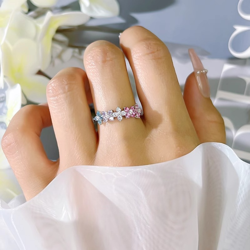 Floral Design Sterling Silver Ring in Silver Tone