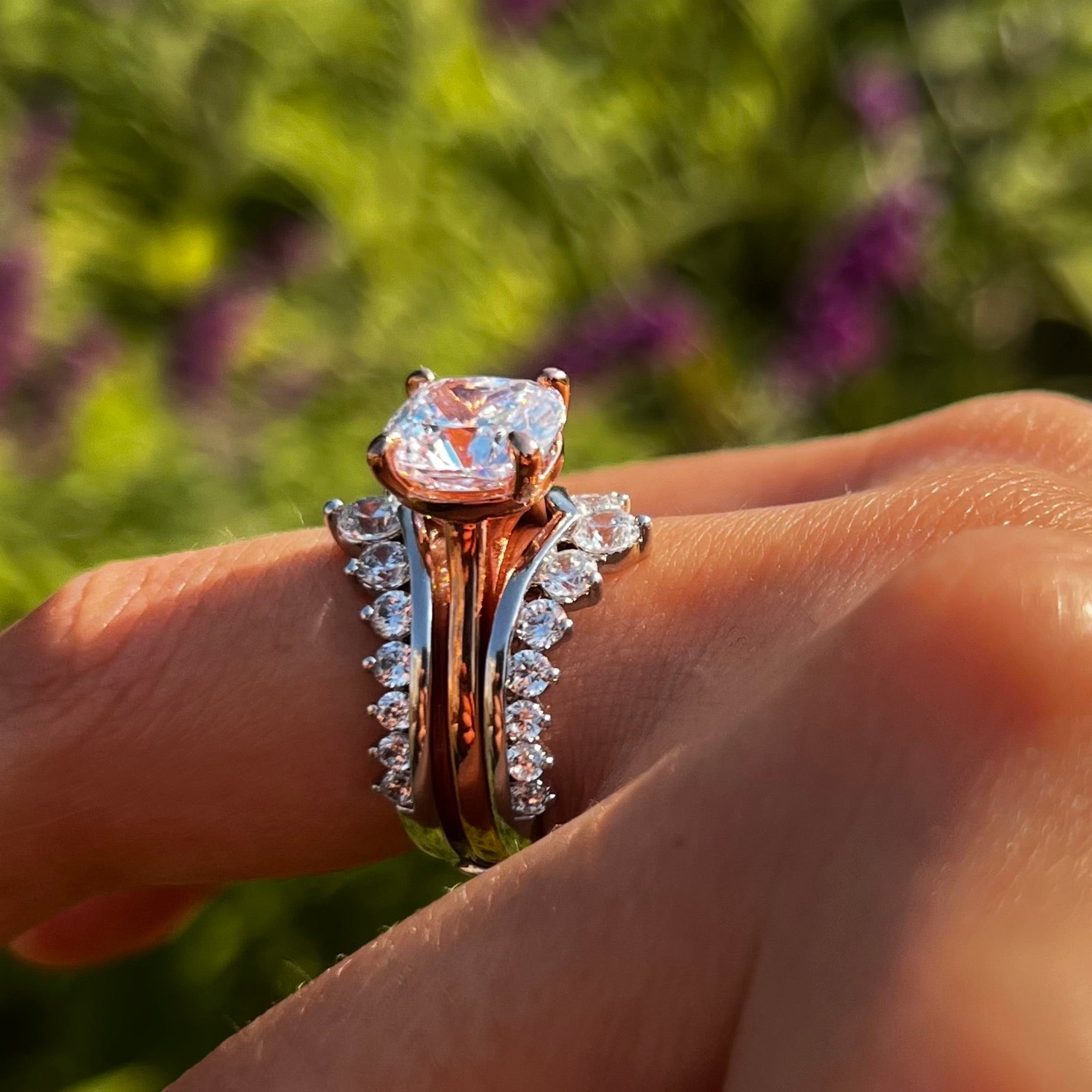 Luxury 2 Pcs Cushion Cut Halo Design With Insert Band Bridal Set