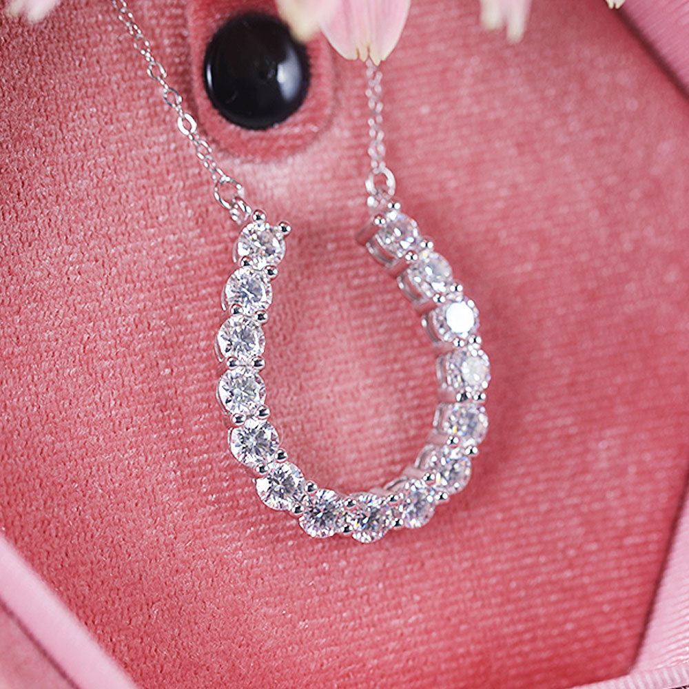 Elegant U-design Moissanite Pendant Necklace