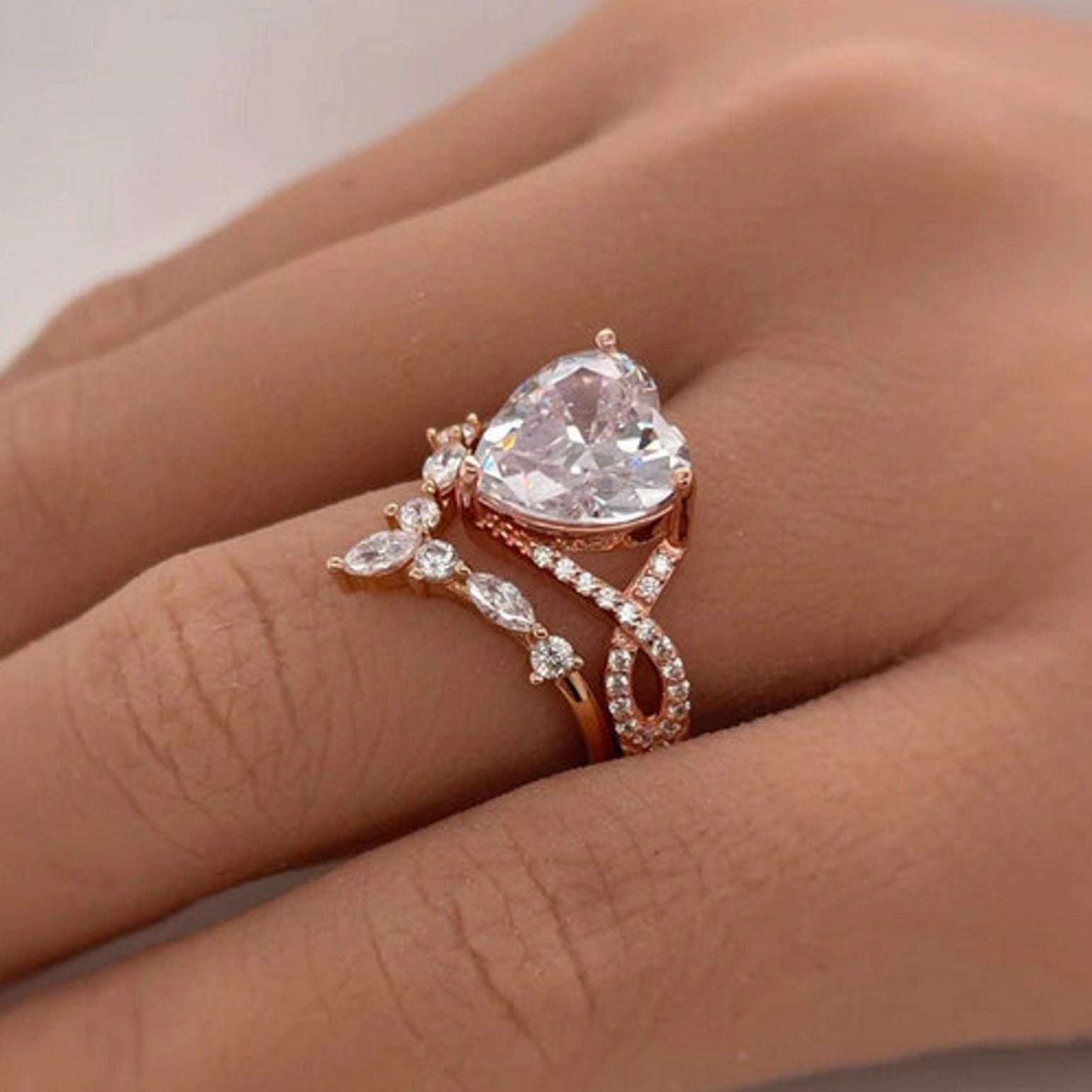 2Pcs 5.0ct Heart Cut Infinity Ring Split Shank Wedding Ring Set in Sterling Silver