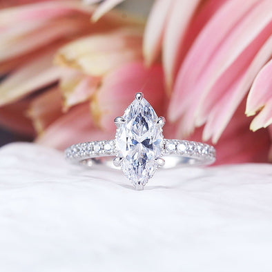 Vintage 2pcs Marquise Cut Sterling Silver Ring Set with Lace Band