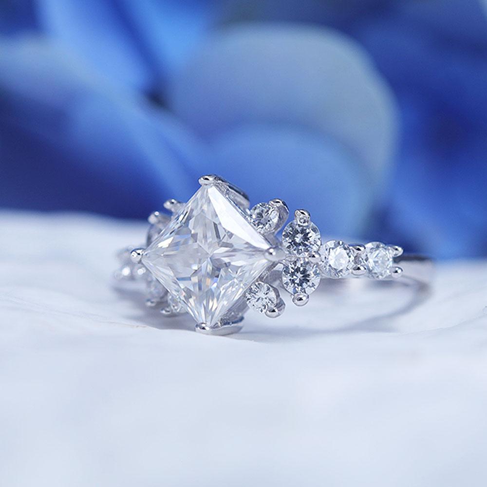 ShineofDiamond Retro Design Princess Cut Moissanite Ring