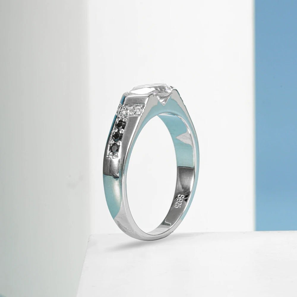 Exquisite Moissanite 1.0ct Marquise Cut Sterling Silver Engagement Ring