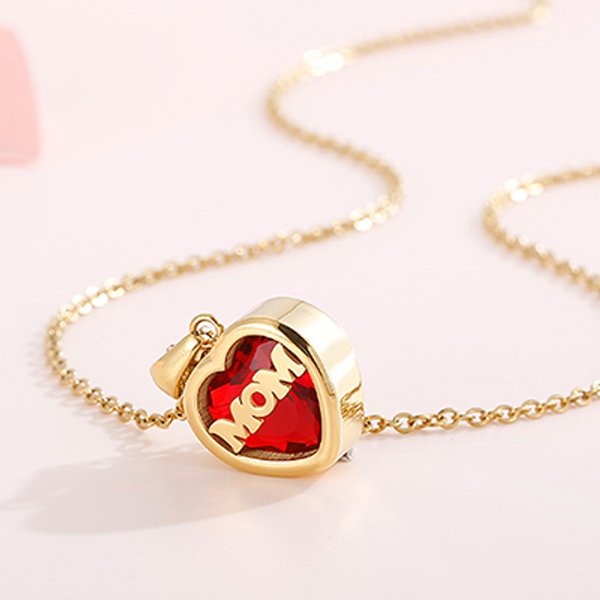 Personalized  Heart Cut Pendant Necklace For Mom