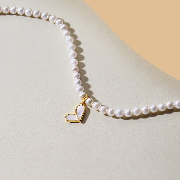 Elegant Heart Shell Pearl Pendant Necklace For Mom