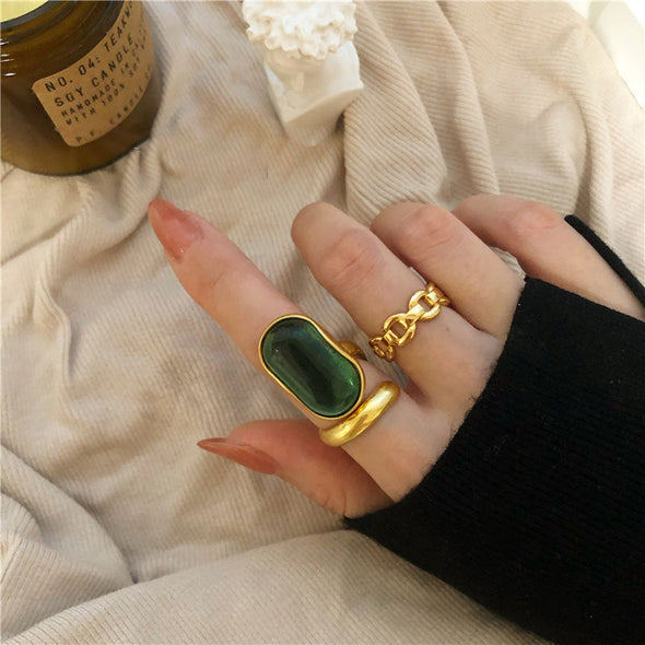 Retro Golden Tone  Emerald Green Ring & Golden Tone Hollow Band