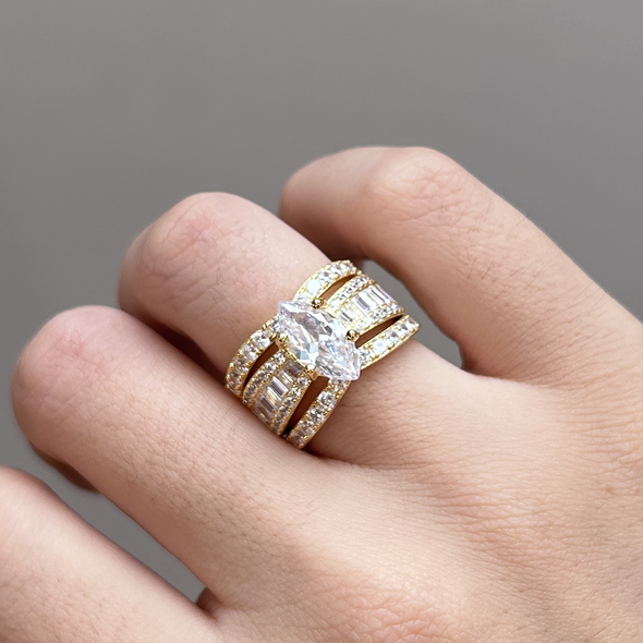 Highly Recommended! | Amazing Marquise Cut 3 Band Bridal Set