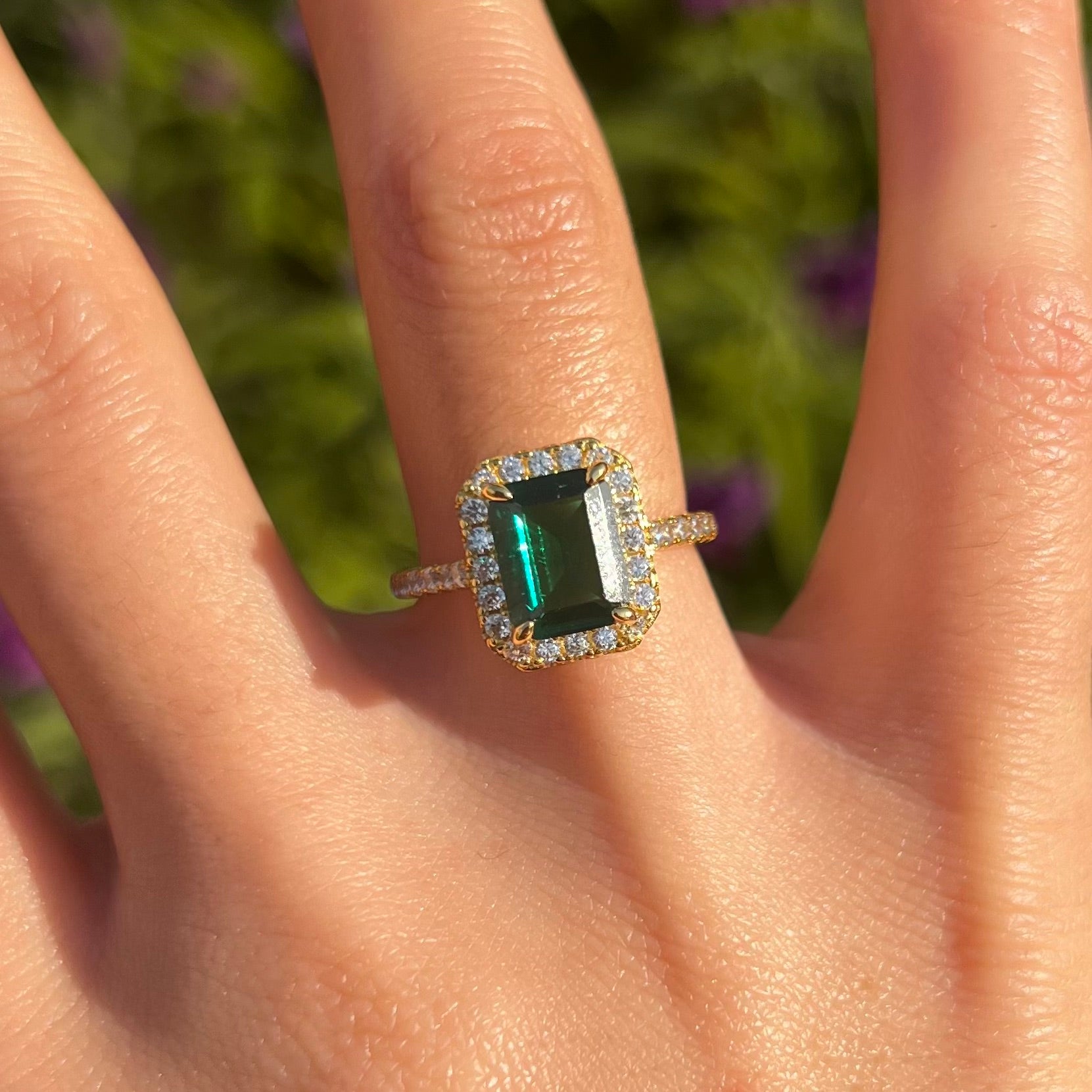 Vintage Green Emerald Cut Halo Insert Design 2 Pcs Bridal Sets