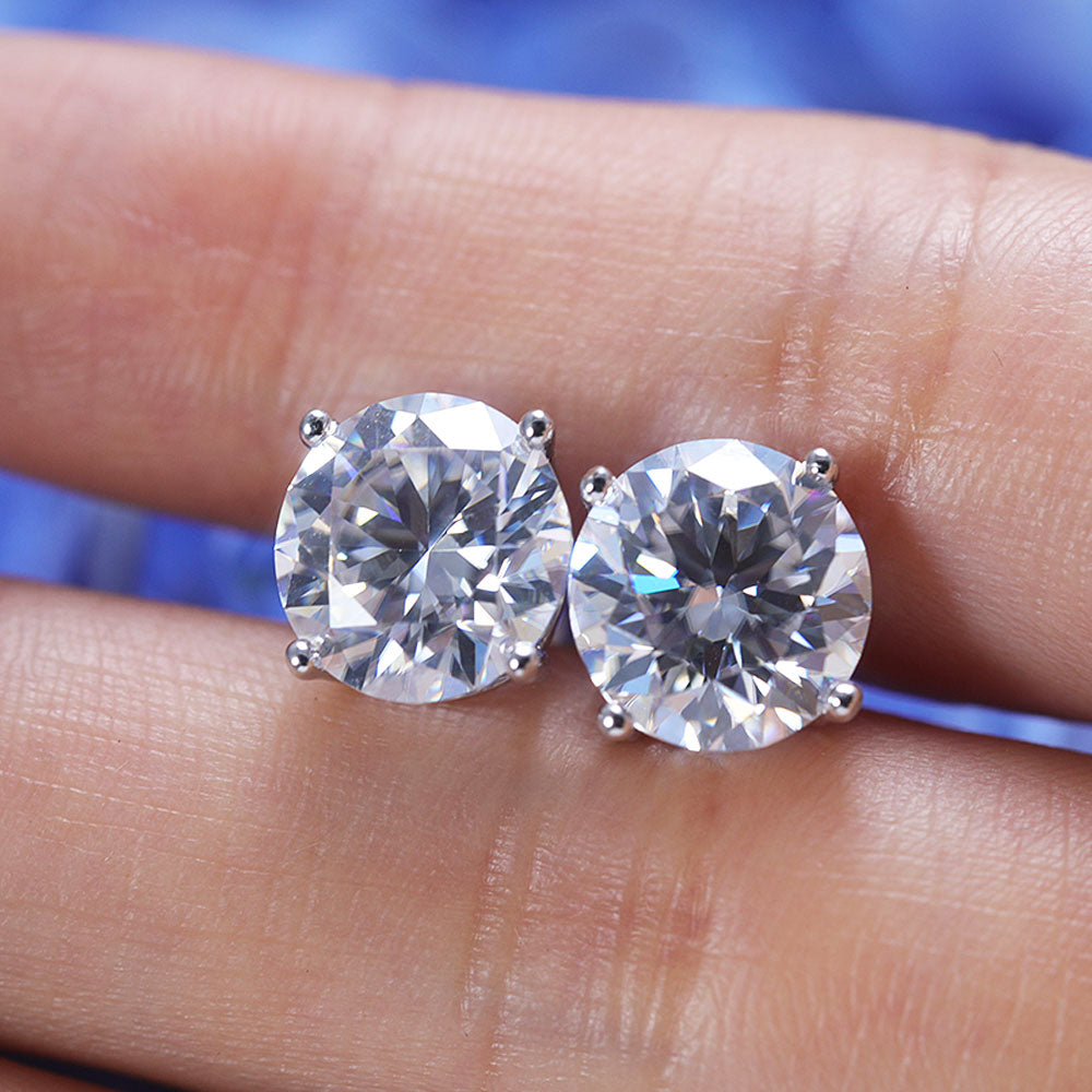 Classic 4 Prong Round Cut D Color Moissanite Stud Earrings