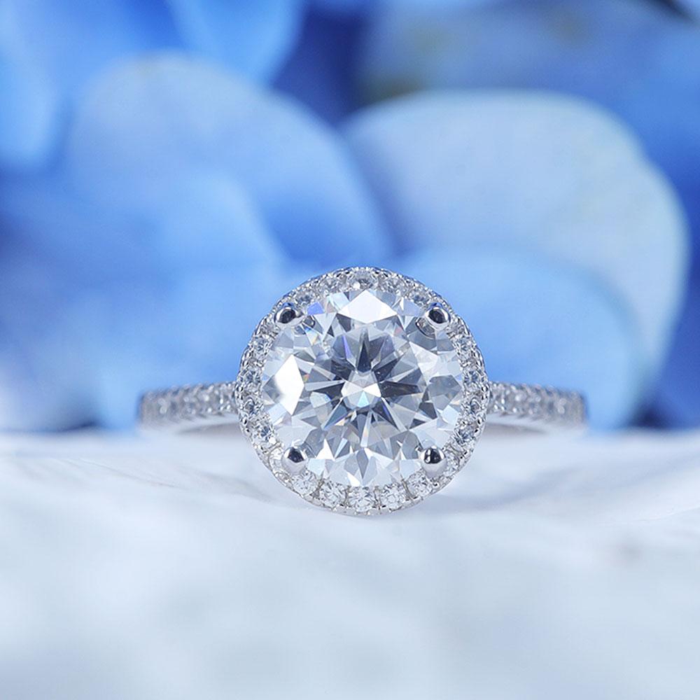 ShineofDiamond Classic Halo Design Round Cut Moissanite Ring