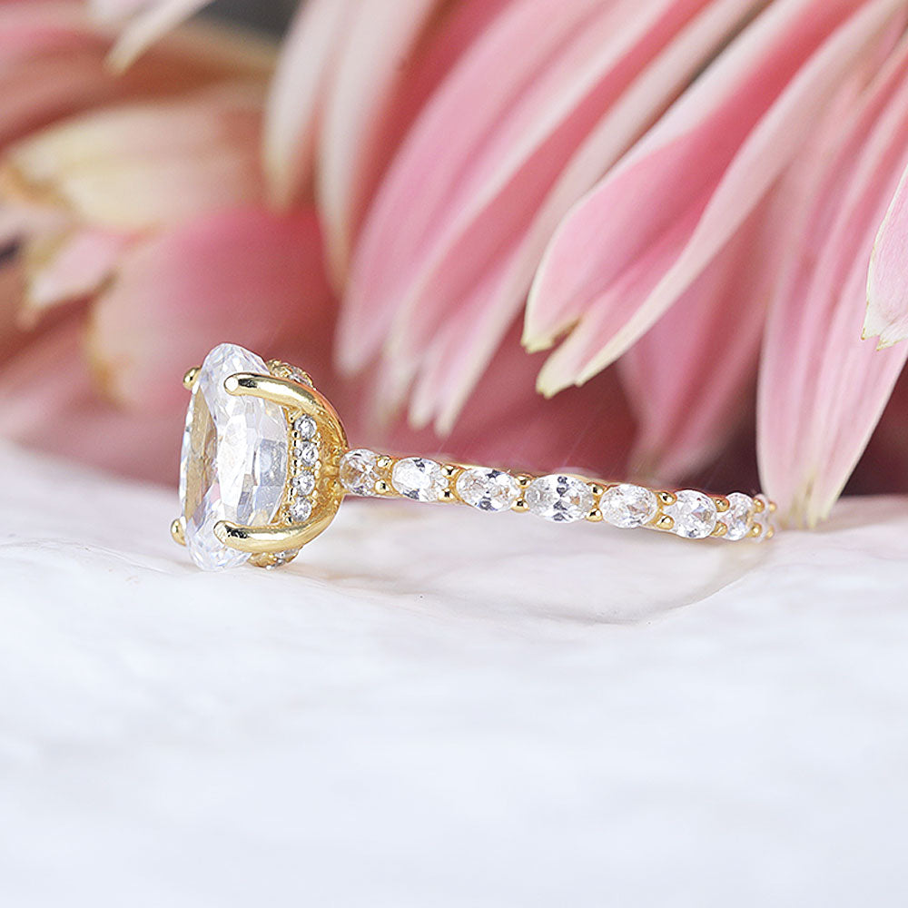 Gorgeous 2 Pcs Oval Cut Sterling Silver Ring Set