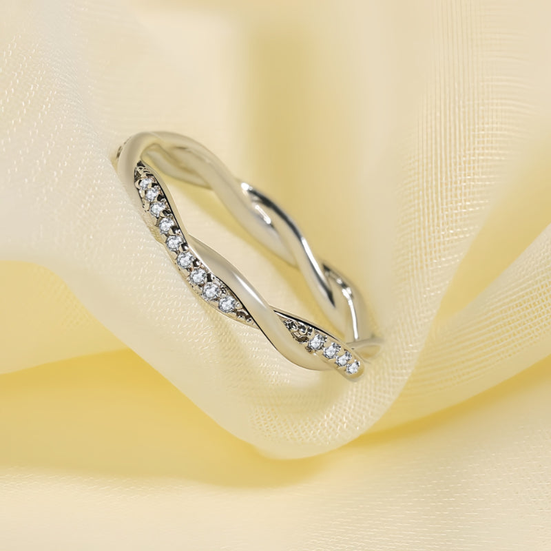 Classic 4 Prong Round Cut Sterling Silver Engagement Ring with Band