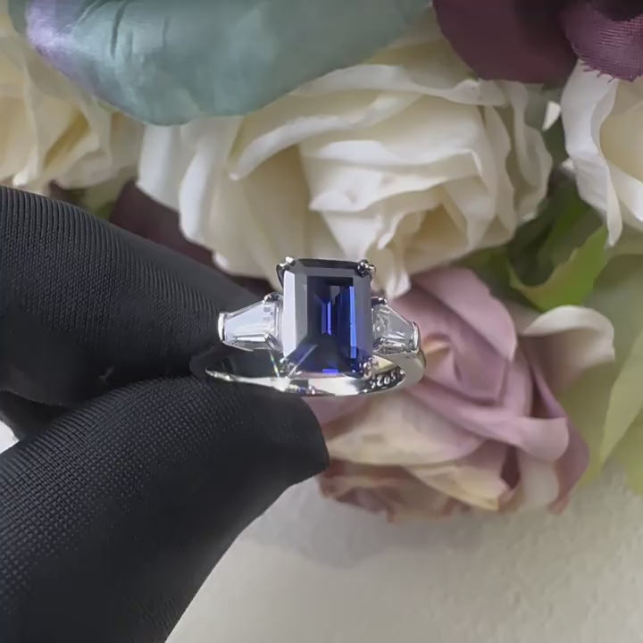 Unique Three Stone 2.5ct Tanzanite Blue Ring