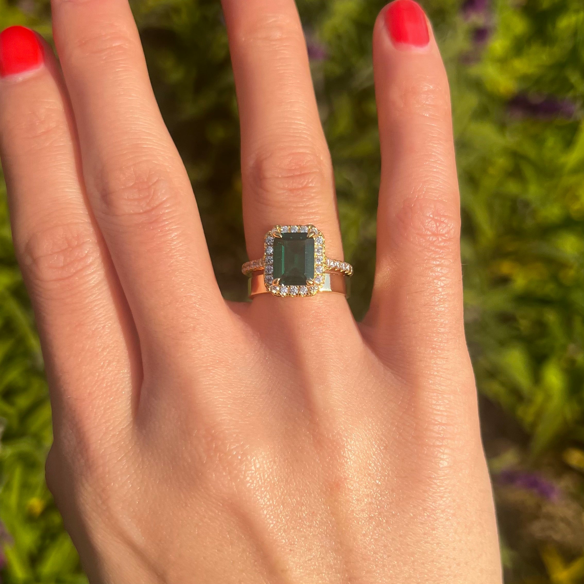 2 Pcs Green Emerald Cut Halo Design Bridal Sets In Golden Tone