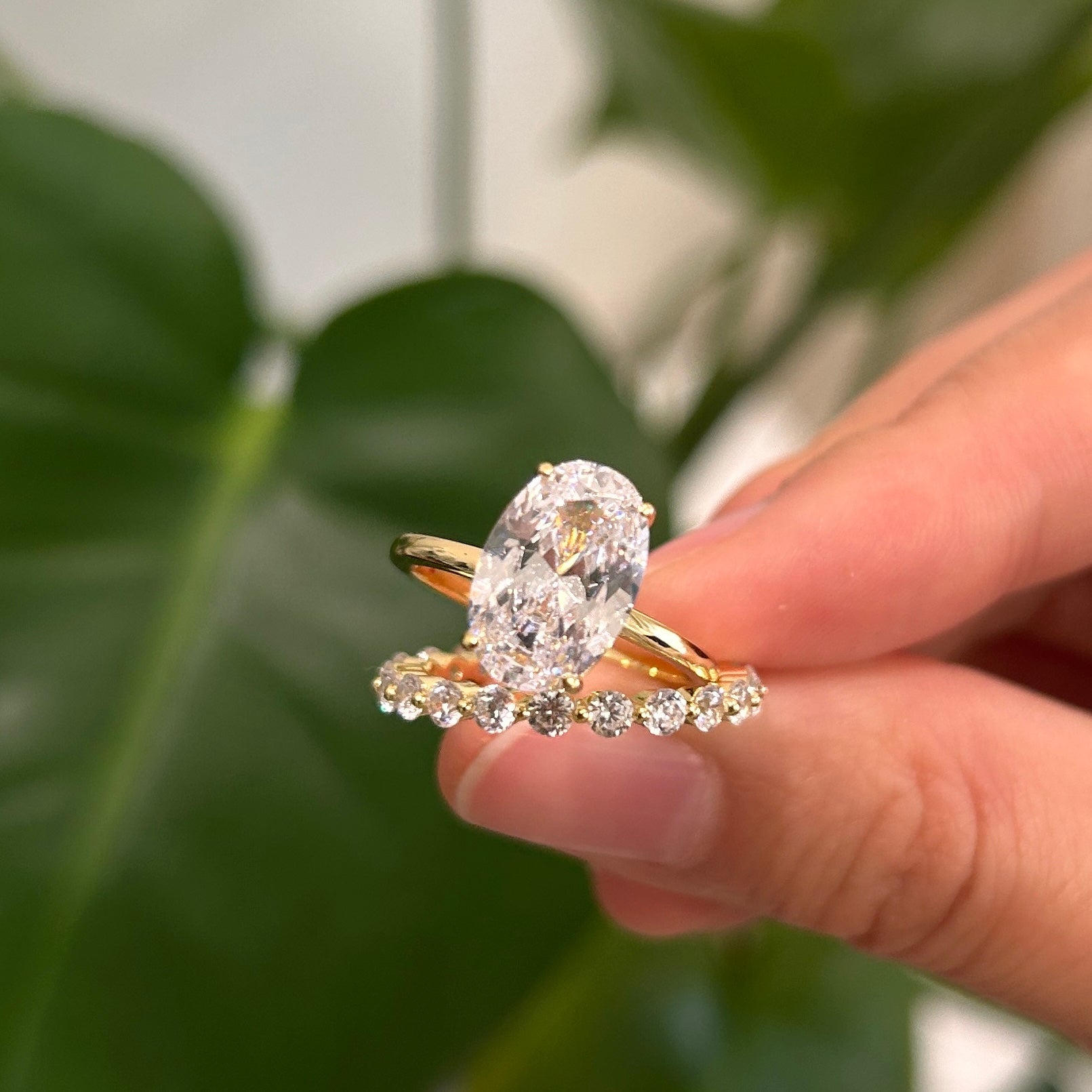 2 Pcs Oval Cut Sterling Silver Bridal Set