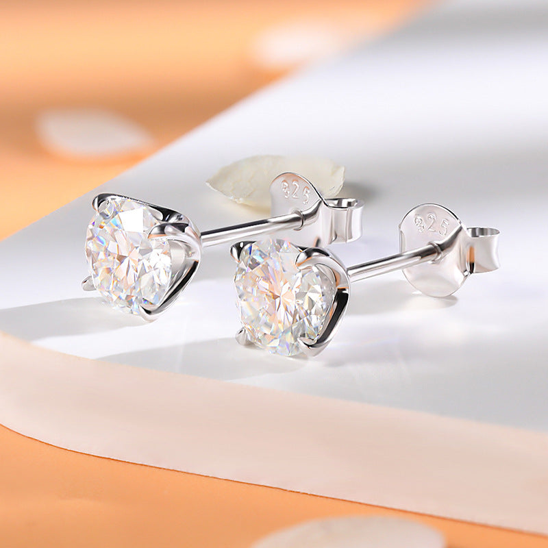Classic 1.0ct 18K White Gold Plated D Color Moissanite Earrings