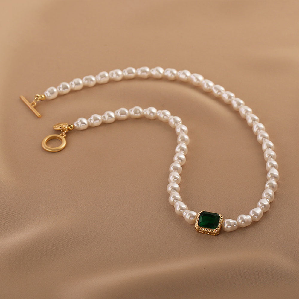 Vintage Pearl & Emerald Green Gemstone Choker