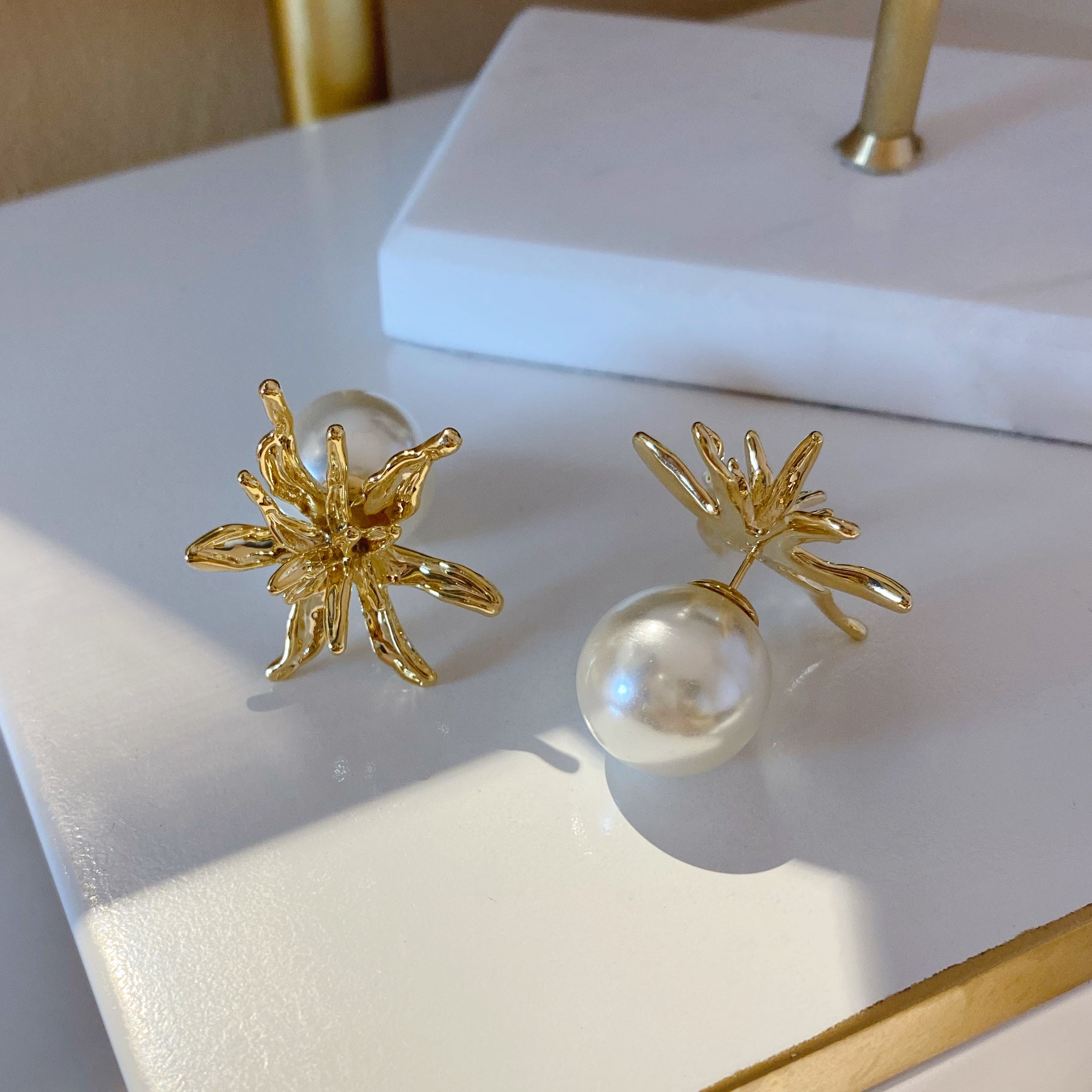 Chic Golden Tone Flower Pearl Stud Earrings