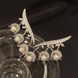 Fashion Pearl Flower Design Earrings
