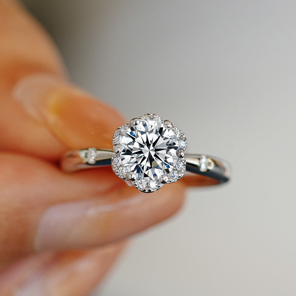 Flower Design 1.0ct Moissanite Engagement Ring