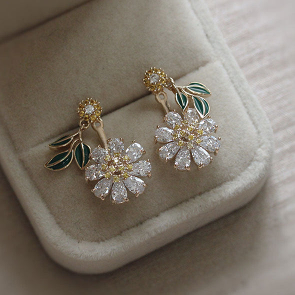 Elegant Sunflower Design Drop Earrings