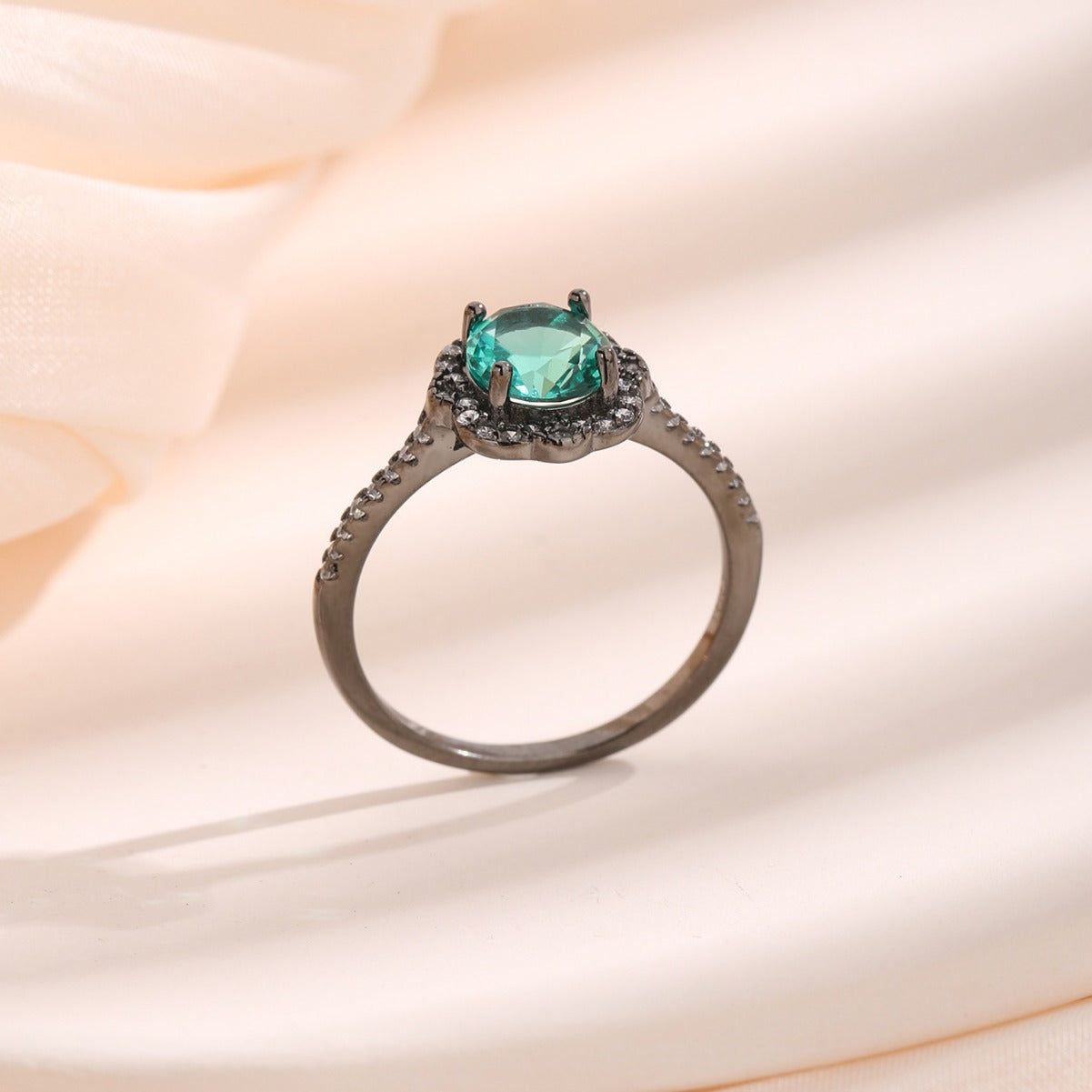 Vintage Paraiba Flower Design Sterling Silver Ring