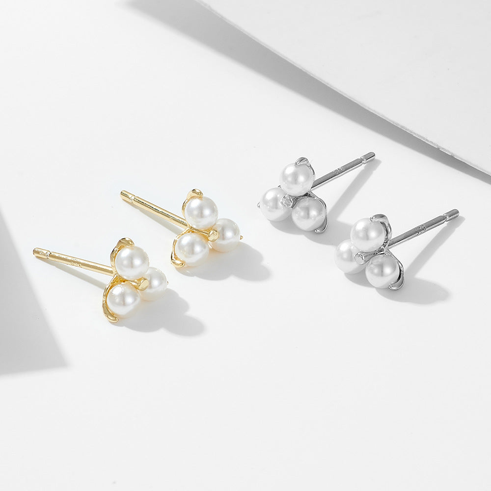 Unique Design Pearls Stud Earrings