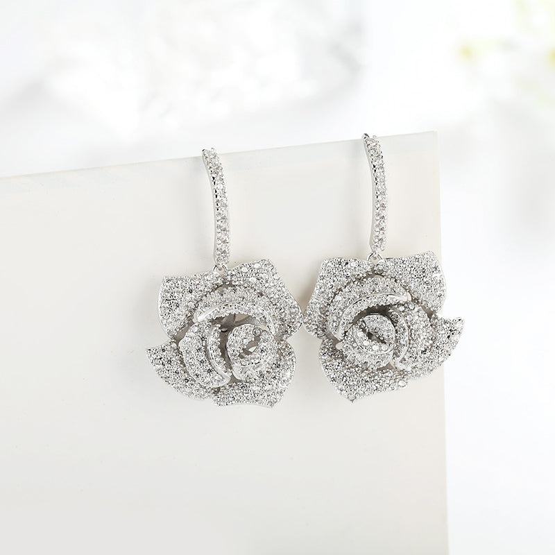 Rose Design Drop Earrings In Silver Tone