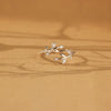 Chic Leaf Design Band In Sterling Silver