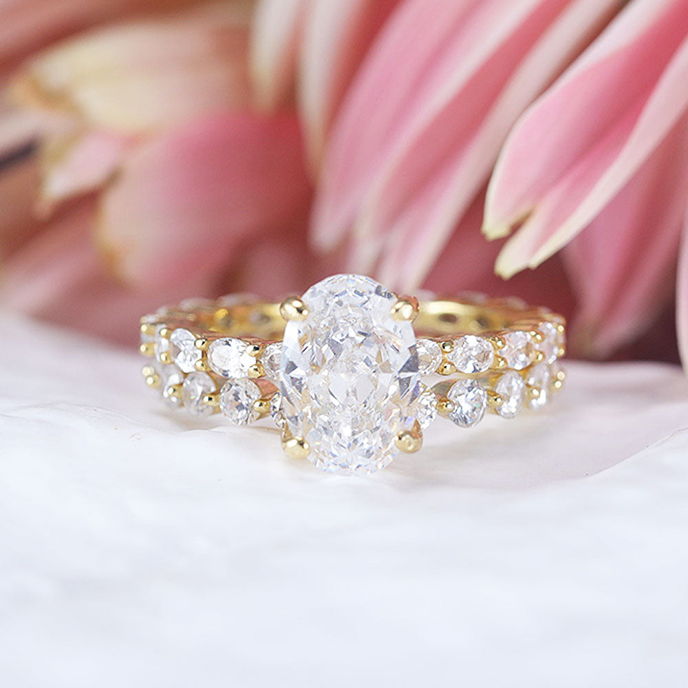 Gorgeous 2 Pcs Oval Cut Sterling Silver Ring Set