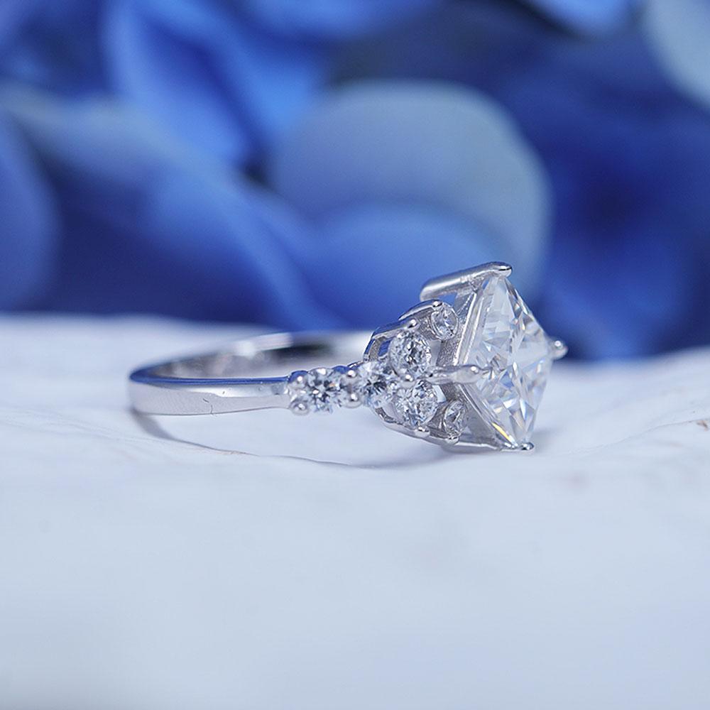 ShineofDiamond Retro Design Princess Cut Moissanite Ring